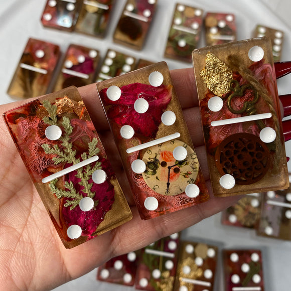 Victorian Garden GOLD Dominos 🔴(6-8 week delivery time)